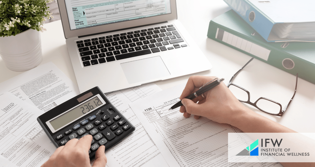 A person calculating their taxes