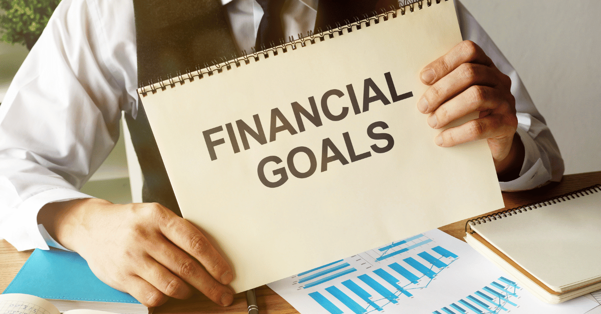 A sign saying financial goals